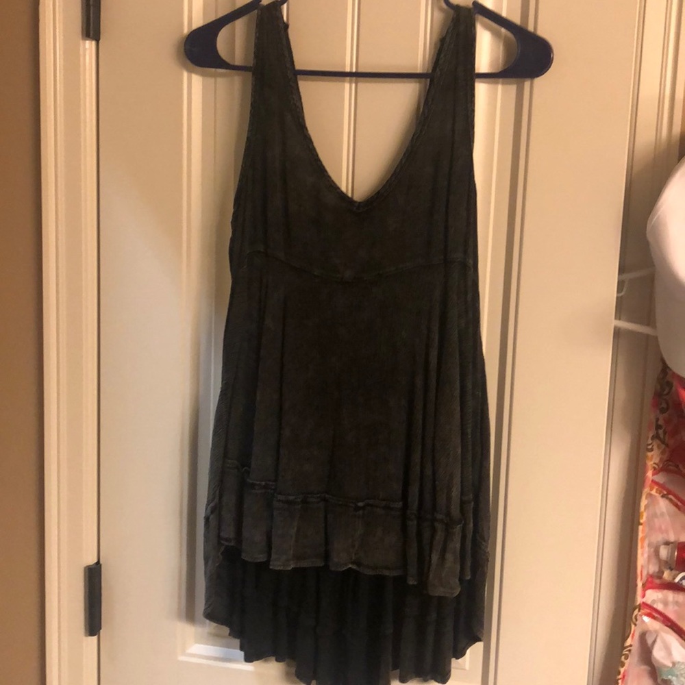 Altar’d State Washed Black/Gray tank
